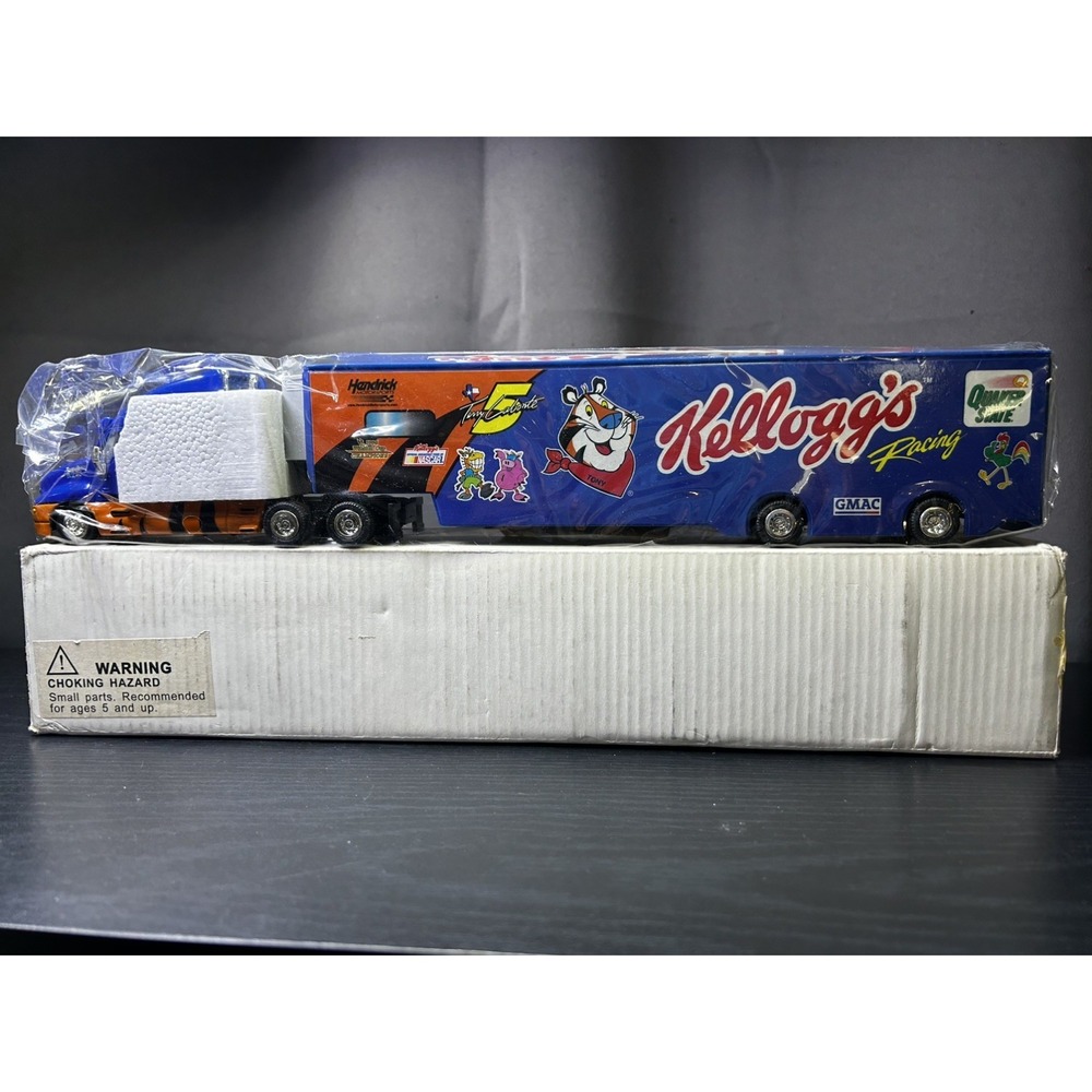 Kellogg's 1996 Tony Tiger Racing Hendrick‎ Motorsports #5 Terry Labonte Semi - Picture 2 of 6